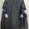 La Chaqueta del Real Madrid: Estilo y Comodidad
