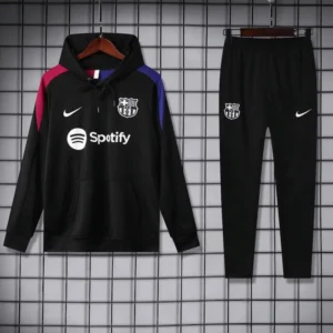 Chándal Negro del FC Barcelona: Comodidad y Estilo para el Frío